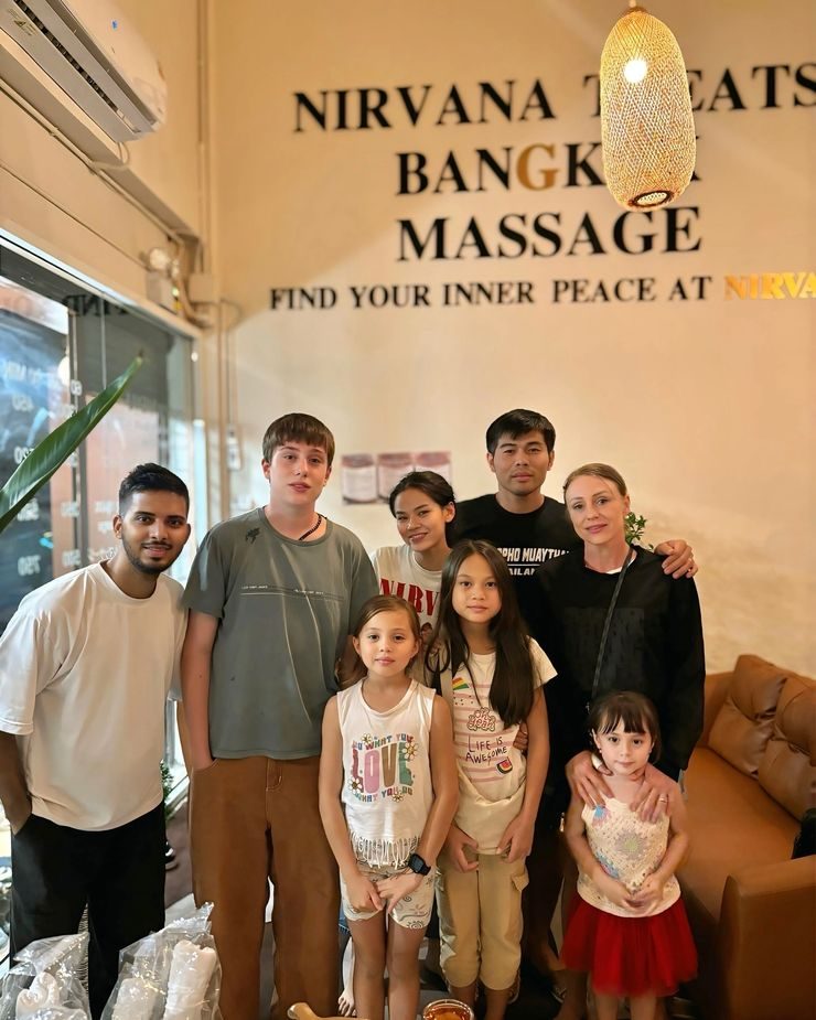Customer enjoying spa session at Nirvana Treats Bangkok